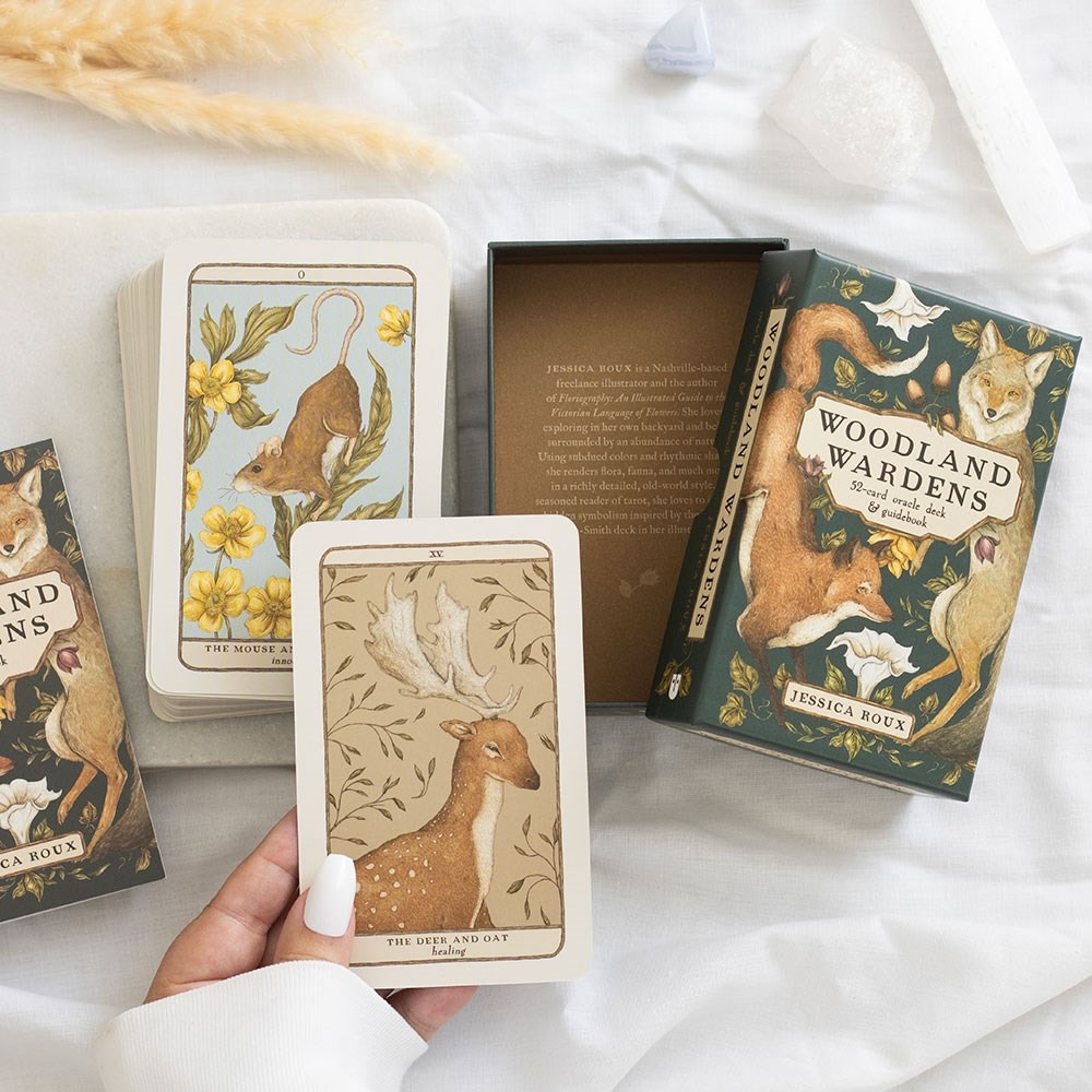 Baralho de oraculo Woodland Wardens Oracle Cards com ilustracoes de guardioes da floresta