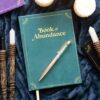 Caderno A5 Livro da Abundância com capa em veludo e caneta incluída