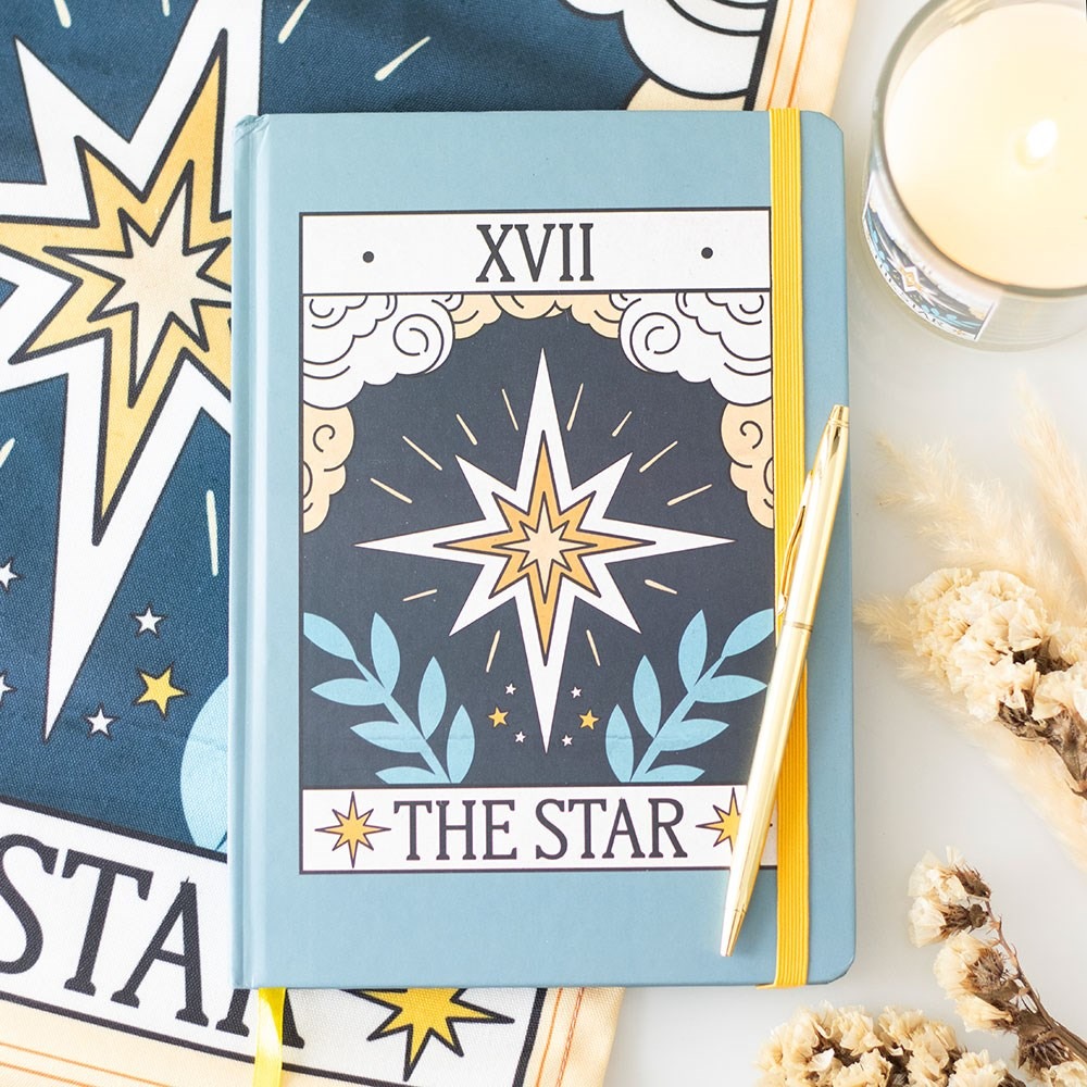 Caderno A5 The Star Vintage Tarot com ilustração retro de A Estrela na capa