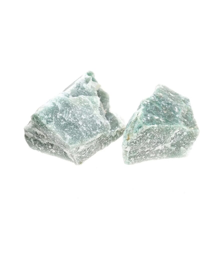 Quartzo verde natural em bruto de 4 a 6cm com tons verdes organicos